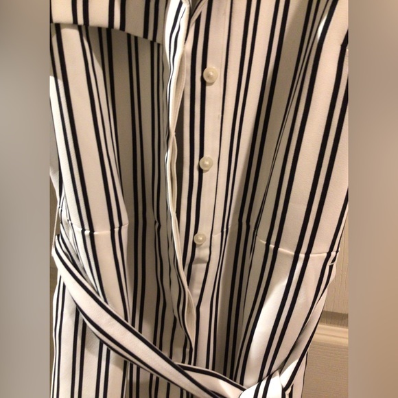 Banana Republic brand new without tags long button down dress. Size 4 - Picture 2 of 12